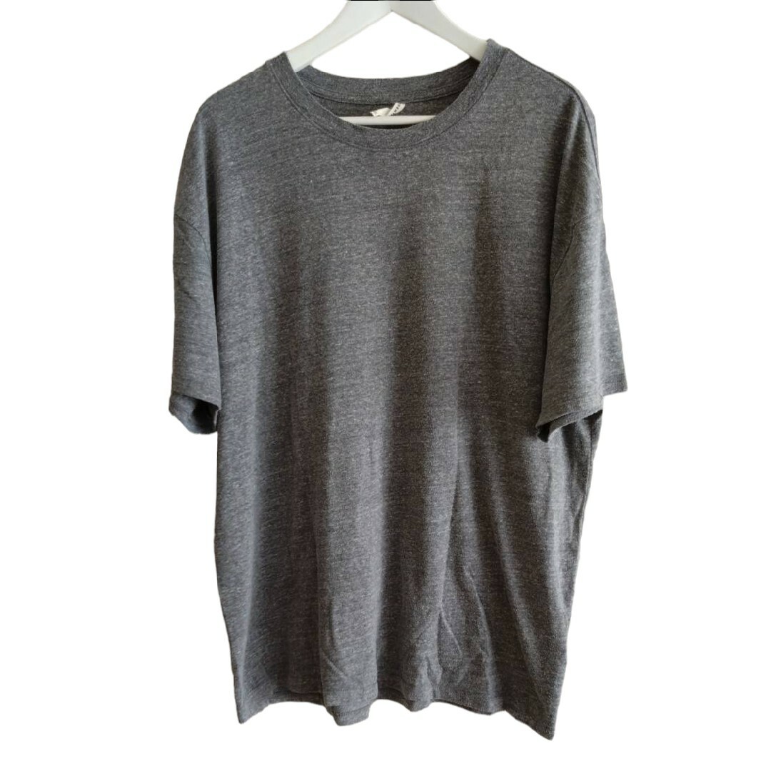 FEAR OF GOD(フィアオブゴッド)のFOG ESSENTIALS フォグ エッシェンシャルズプレーンTシャツ メンズのトップス(Tシャツ/カットソー(半袖/袖なし))の商品写真