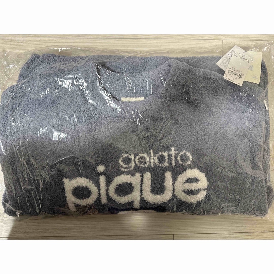 gelato pique(ジェラートピケ)の新品  ジェラピケ カビゴン ベビモコジャガードプルオーバー&ロングパンツセット レディースのルームウェア/パジャマ(ルームウェア)の商品写真