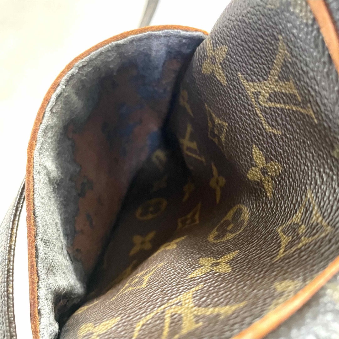 LOUIS VUITTON ルイヴィトン モノグラム ダヌーブ M45266