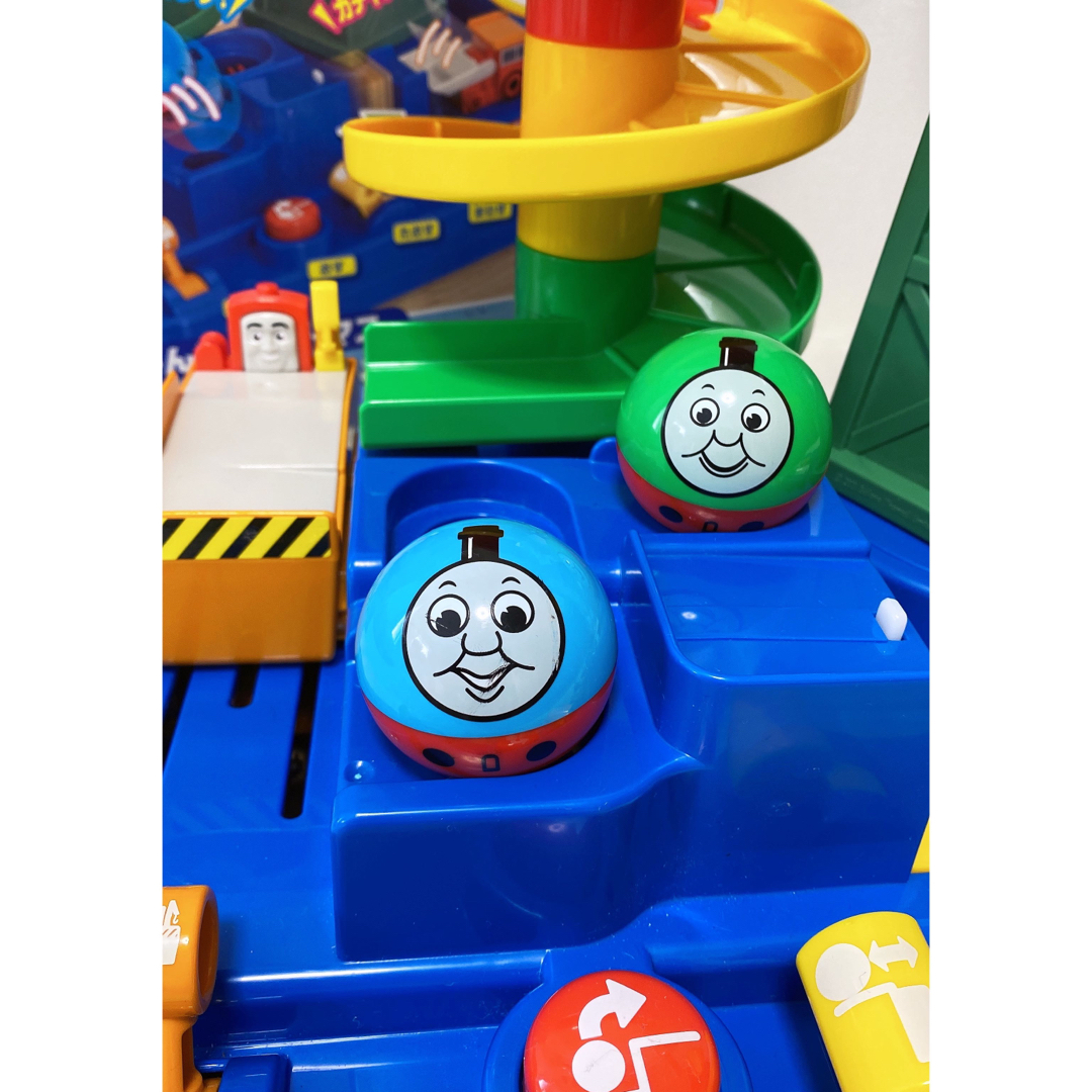 THOMAS(トーマス)のトーマス ころころアドベンチャー おもちゃ キッズ/ベビー/マタニティのおもちゃ(電車のおもちゃ/車)の商品写真