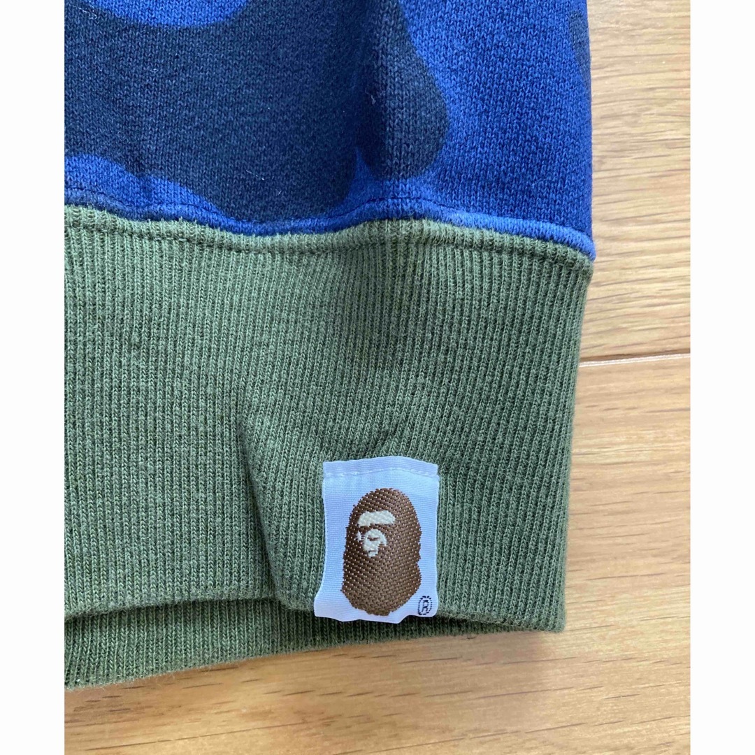 A BATHING APE(アベイシングエイプ)のBAPE 迷彩スウェットLサイズ メンズのトップス(スウェット)の商品写真