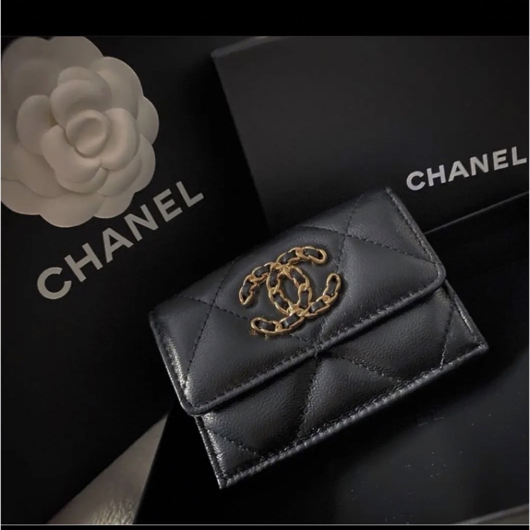 【美品】CHANEL コンパクトウォレット ミニ財布 ディズヌフ 19 黒