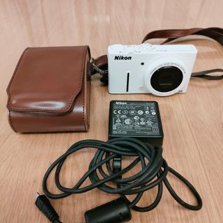 Nikon 美品Nikonニコン COOLPIX P デジカメ ホワイトの通販