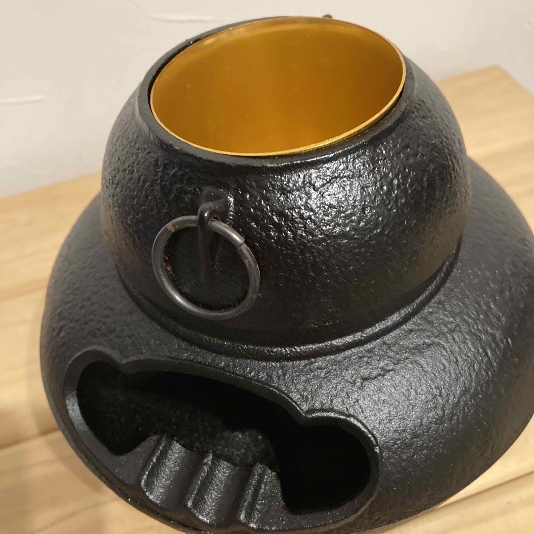 盛栄堂 南部鉄器 茶釜型 灰皿 煙草入れの通販 by アンソニー's 盛栄堂 南部鉄器 茶釜型 灰皿 煙草入れの通販 by アンソニー's