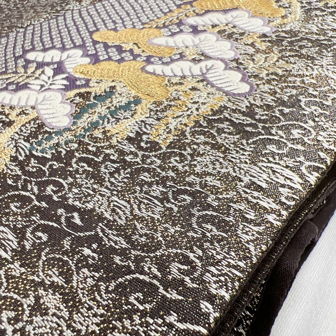 松に藤、鹿の子紋　金糸、銀糸が使用された袋帯　着物