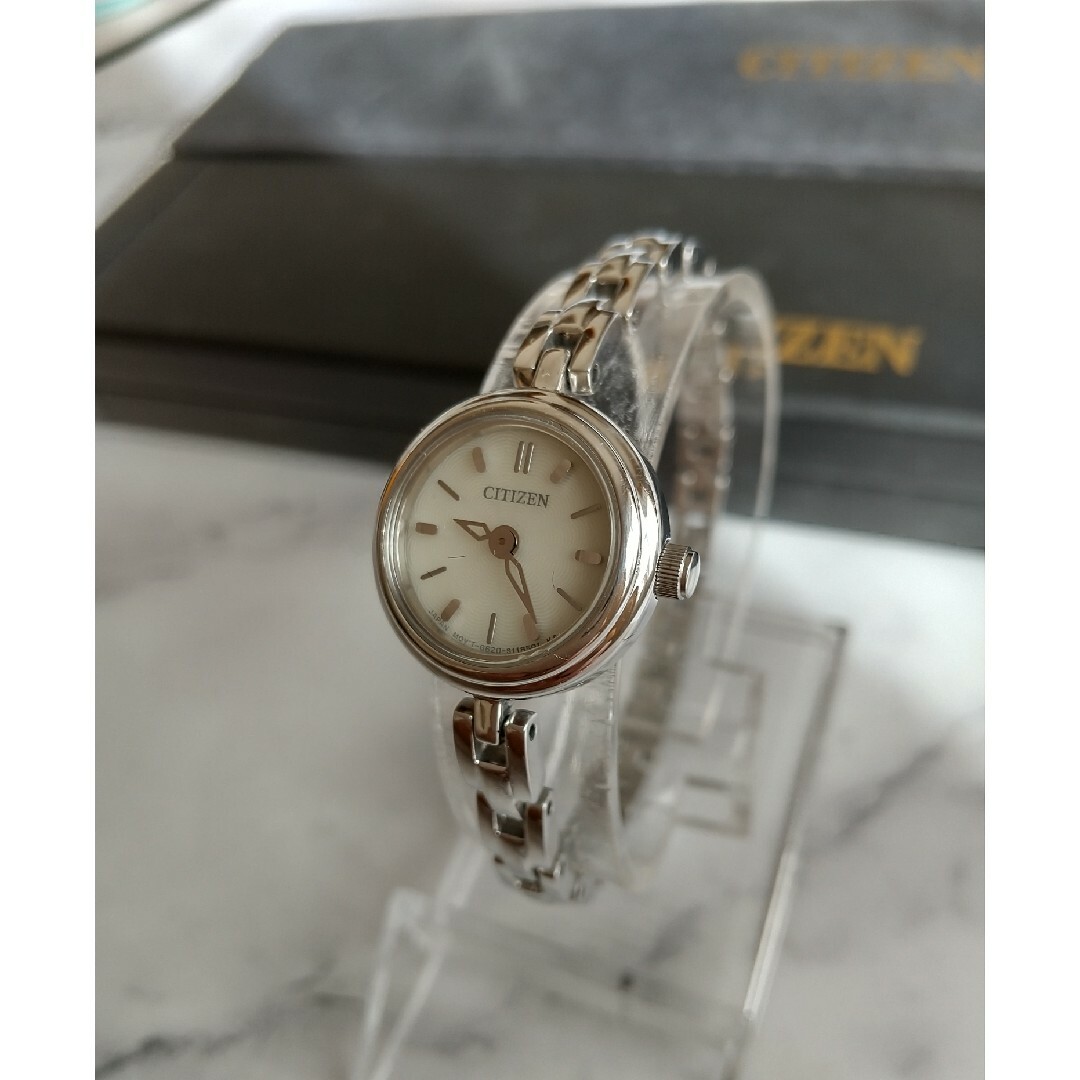 シチズン CITIZEN kii ソーラー ECO-DRIVE 美品 レディース
