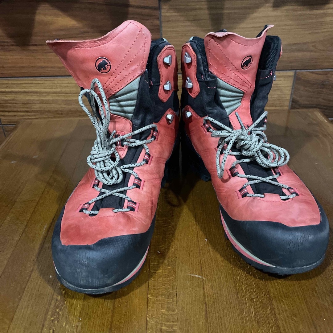 Mammut(マムート)のMAMMIT KENTS GUIDE HIGH  GTX-MEN 27cm スポーツ/アウトドアのアウトドア(登山用品)の商品写真