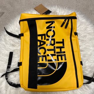 ザノースフェイス(THE NORTH FACE)の新品　ザノースフェイス　ヒューズボックス　30L　イエロー(バッグパック/リュック)