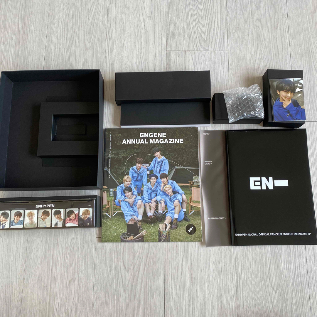 ENHYPEN(エンハイプン)のENHYPEN FCキット エンタメ/ホビーのCD(K-POP/アジア)の商品写真