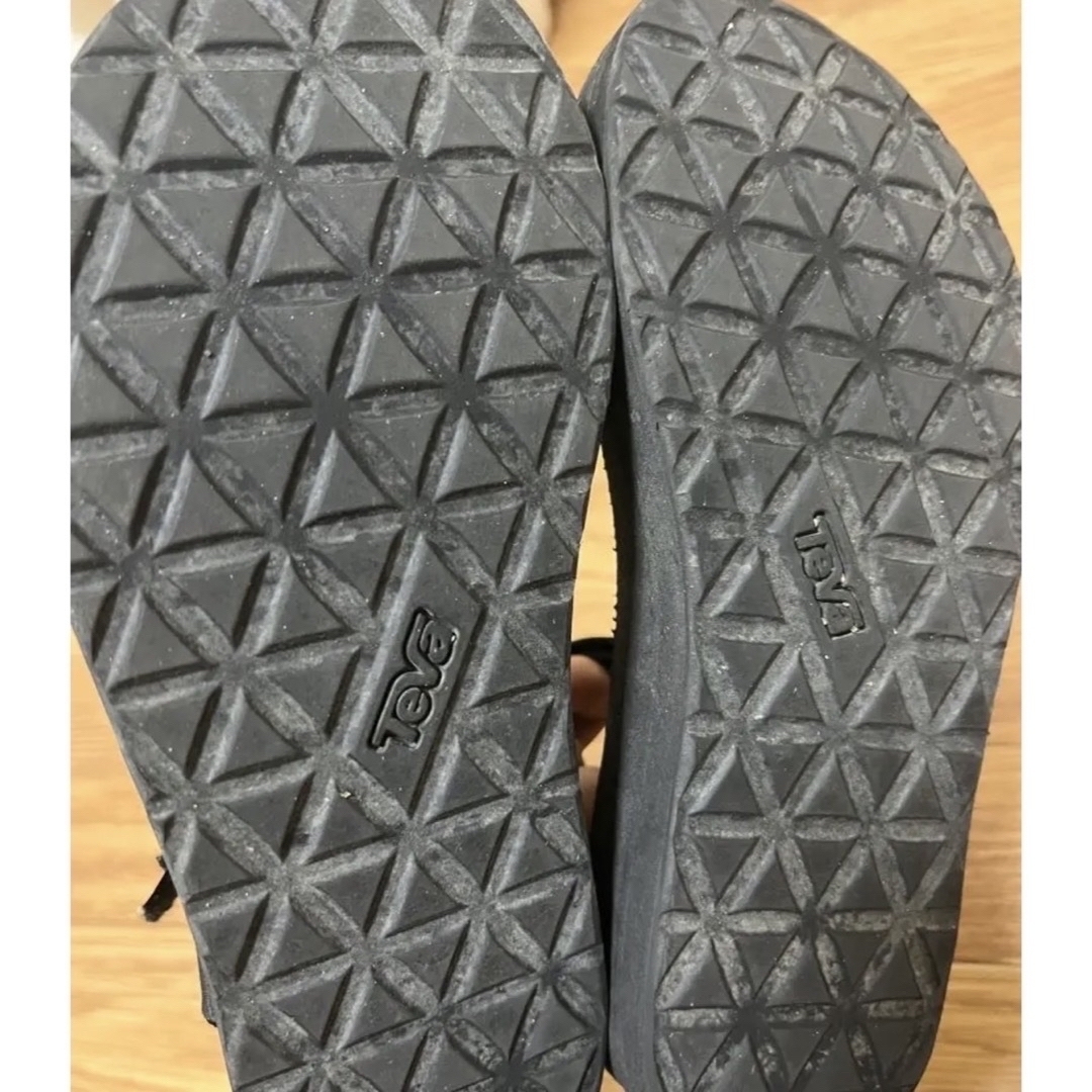 Teva(テバ)のTEVA★MIDFORM UNIVERSAL★23cm レディースの靴/シューズ(サンダル)の商品写真