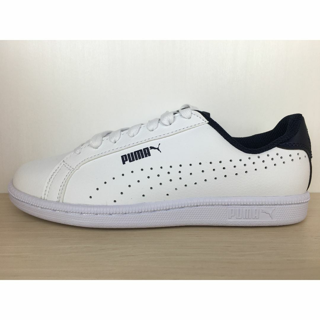 PUMA(プーマ)のプーマ スマッシュパーフ スニーカー 靴 22,5cm 新品 (1747) レディースの靴/シューズ(スニーカー)の商品写真