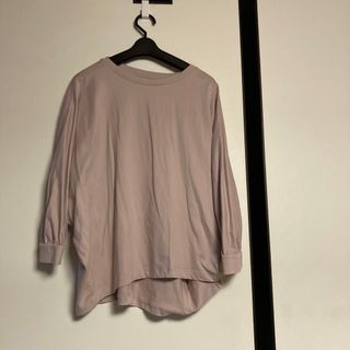 ユニクロ(UNIQLO)のユニクロ　ドルマン袖　薄手　Tシャツ　L グレーッシユピンク(Tシャツ(長袖/七分))