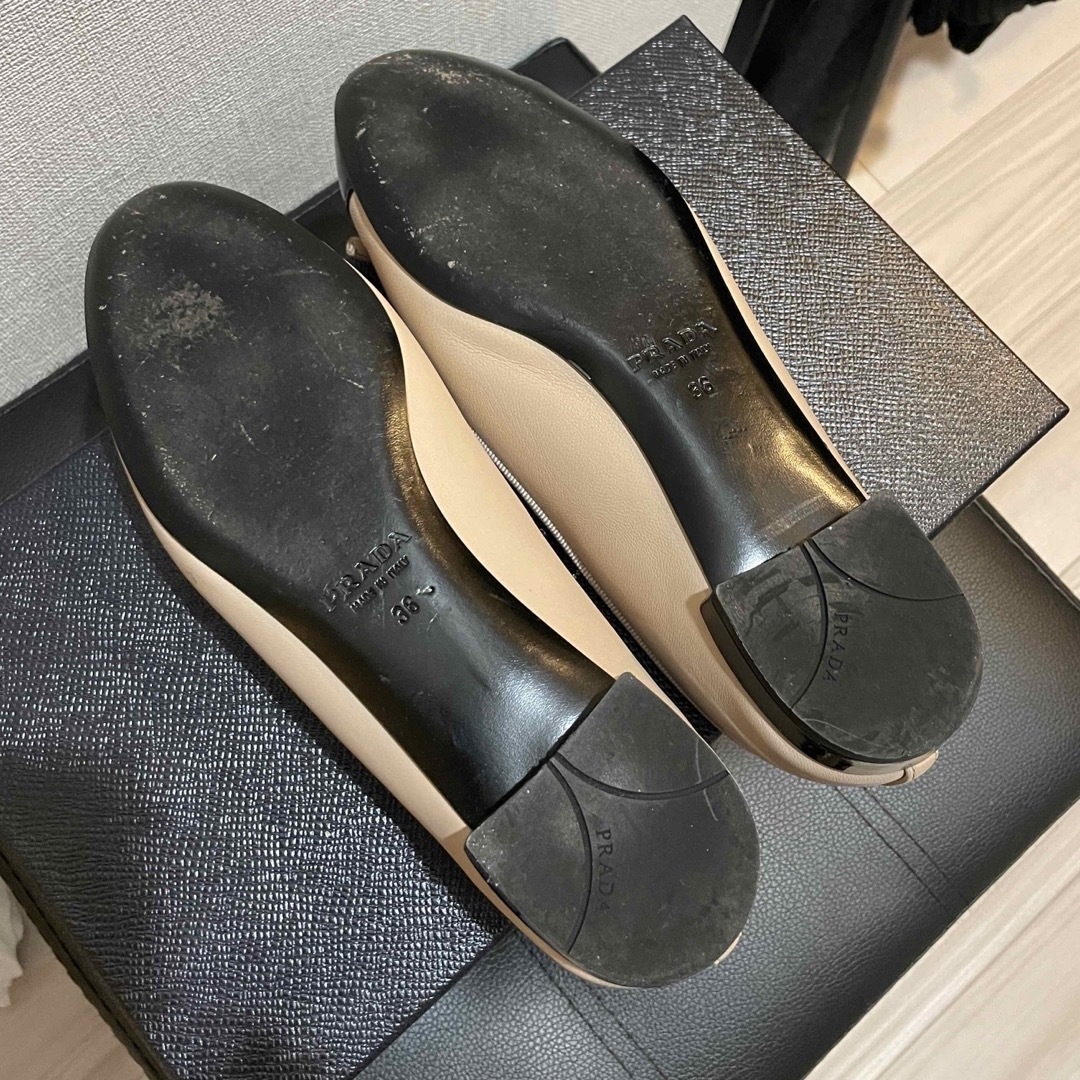 PRADA(プラダ)の〈PRADA〉プラダ　フラットシューズ 36 レディースの靴/シューズ(バレエシューズ)の商品写真