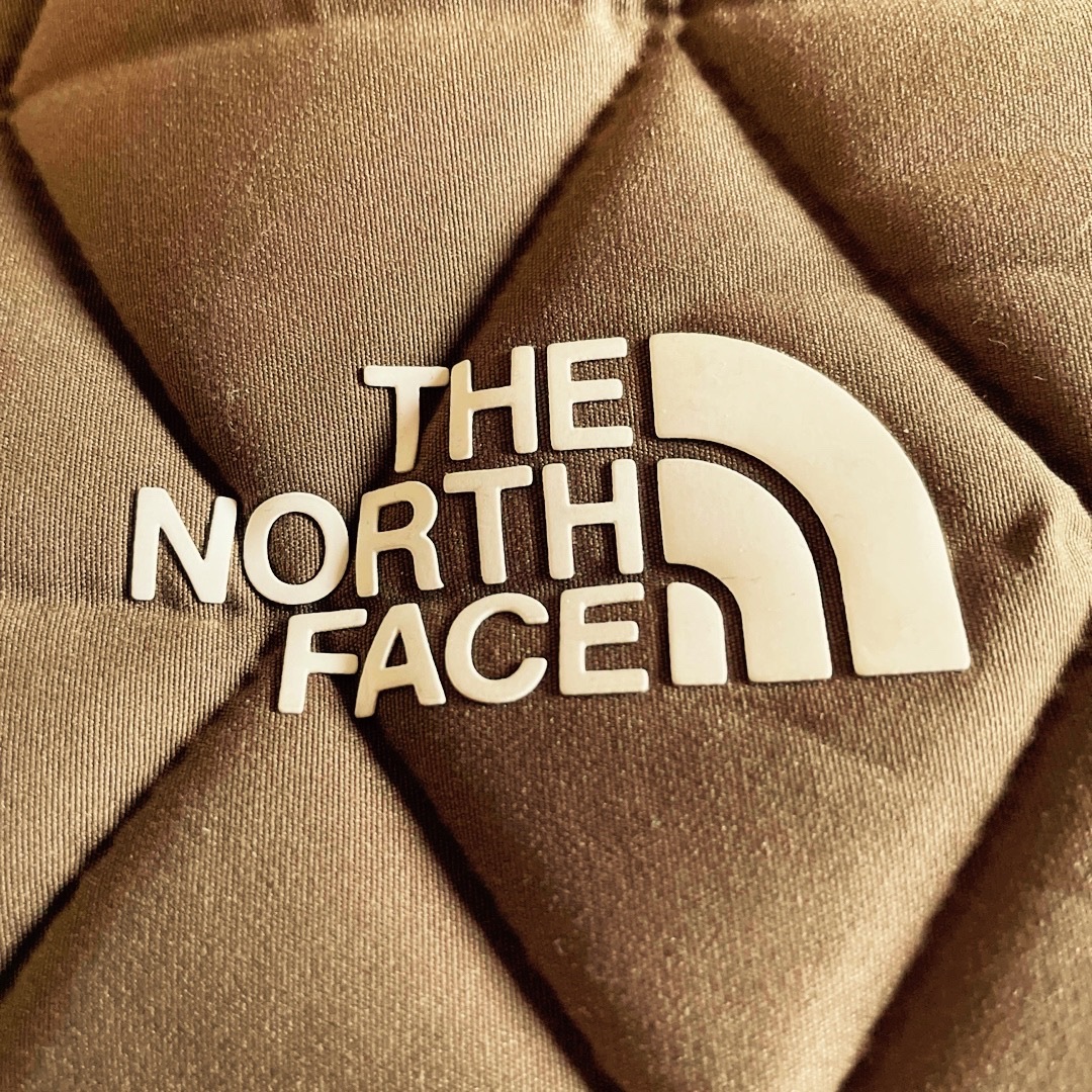 THE NORTH FACE(ザノースフェイス)のザノースフェイス トートバッグ GEOFACE BOX TOTE メンズのバッグ(トートバッグ)の商品写真