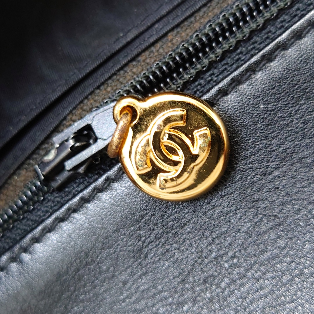 CHANEL - 【6,000円OFF お値引き】シャネル CHANEL チェーンウォレット