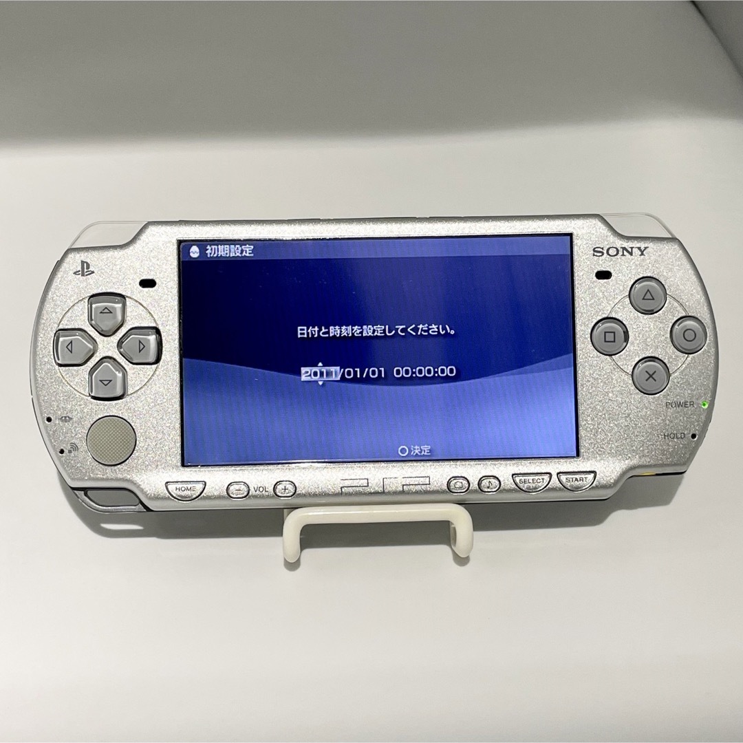 【完品・液晶美品】PSP-2000 IS 本体 アイスシルバー SONY 動作品 7