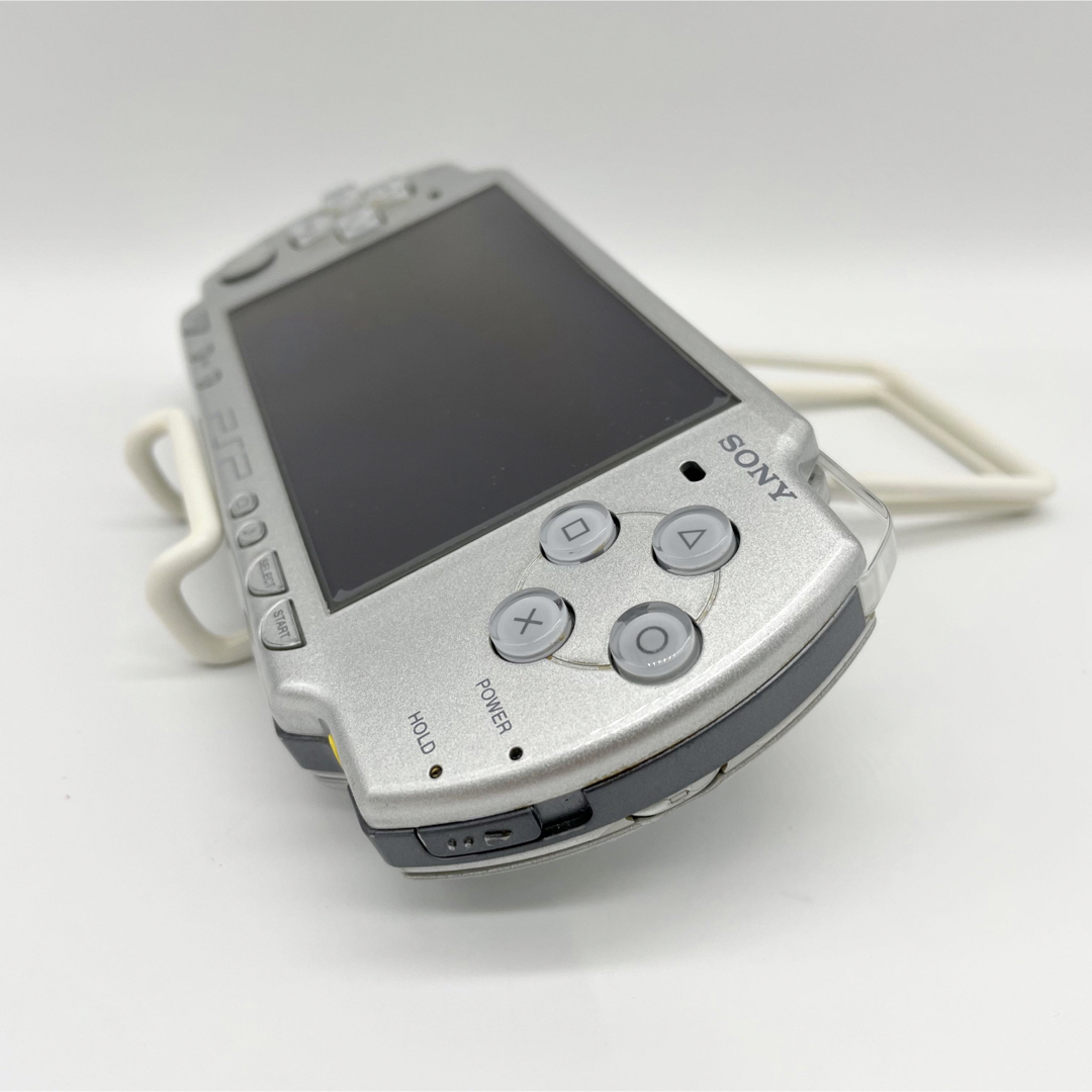 【完品・液晶美品】PSP-2000 IS 本体 アイスシルバー SONY 動作品 2