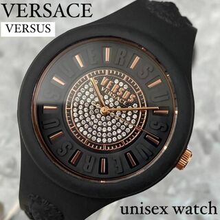 ヴェルサーチ(VERSACE)のヴェルサーチ/ヴェルサス 腕時計 レディース(メンズ) 腕時計 ブラック ラバー(腕時計)