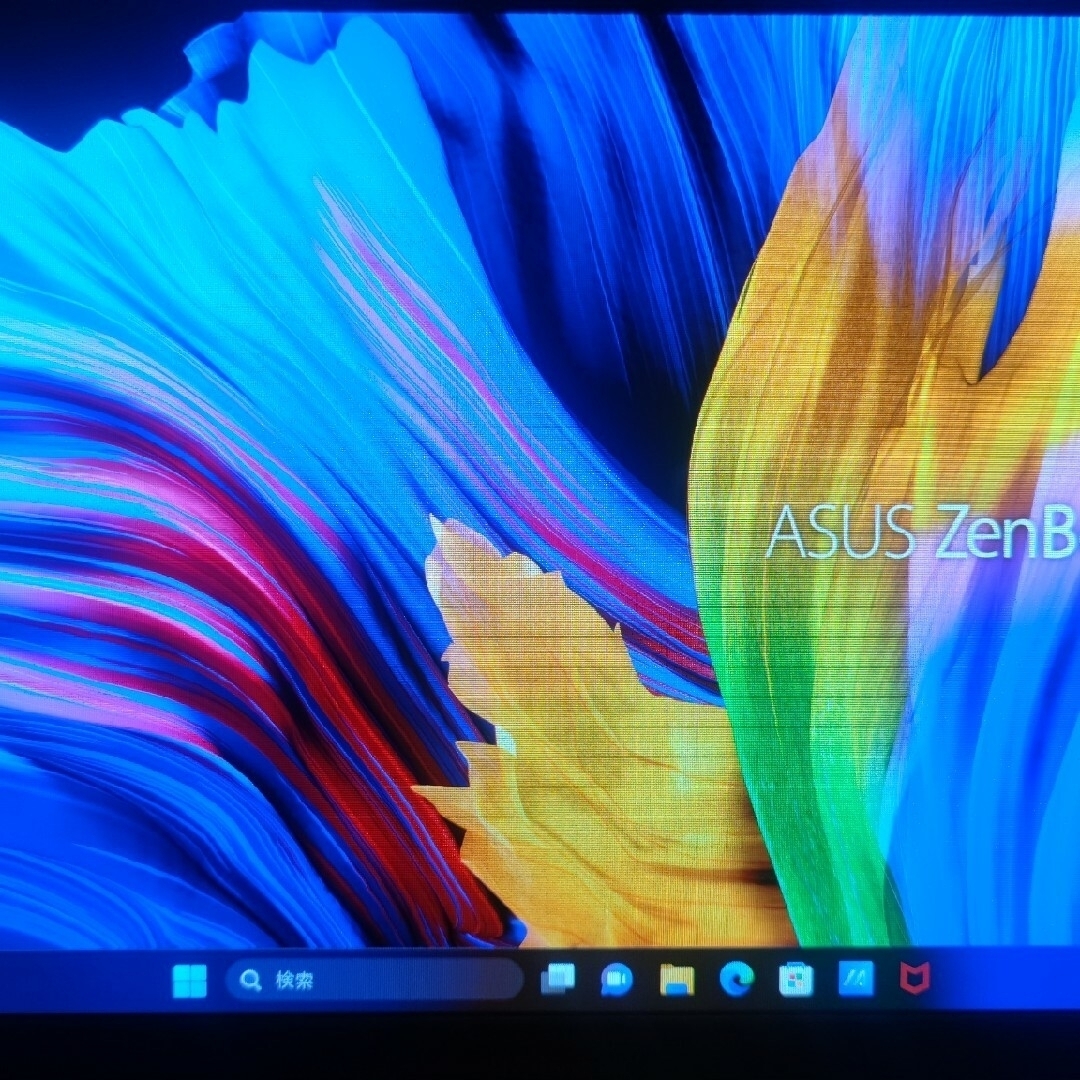 【美品】ASUS　Zenbook 13 OLED(使用時間短)