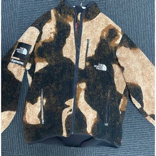 シュプリーム(Supreme)のシュプノースBleached Denim Print Fleece Jacket(ブルゾン)