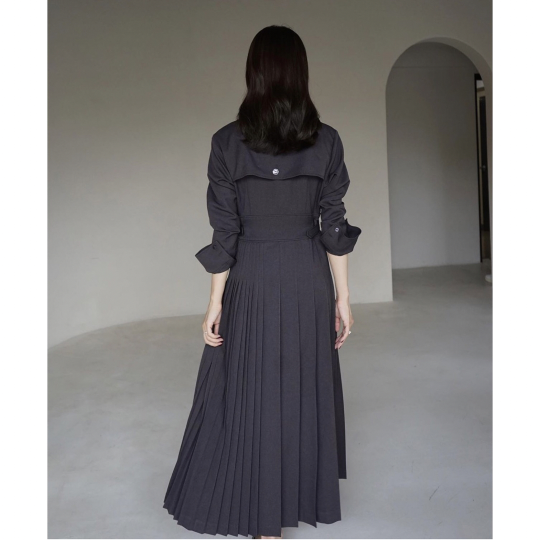 ánuans - laubeblanc Asymmetry pleats Dressの通販 by yurika｜ア ...