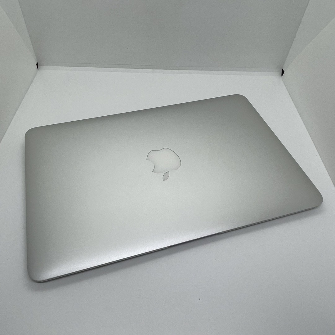 MacBook Air 11インチ Mid 2013 A1465の通販 by 昭和's shop｜ラクマ