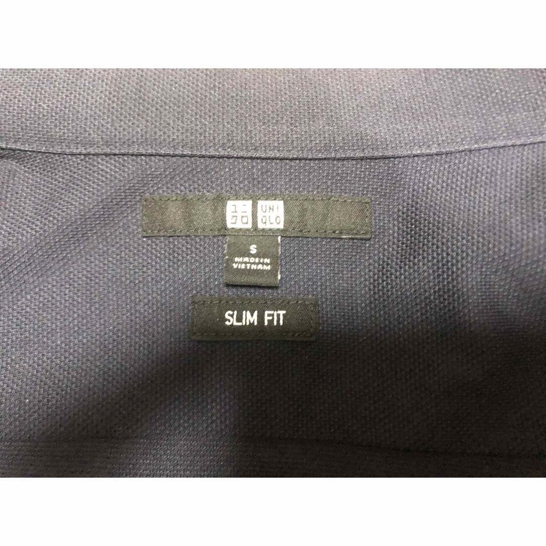 UNIQLO(ユニクロ)のユニクロ ワイシャツ ネイビー Sサイズ メンズのトップス(シャツ)の商品写真