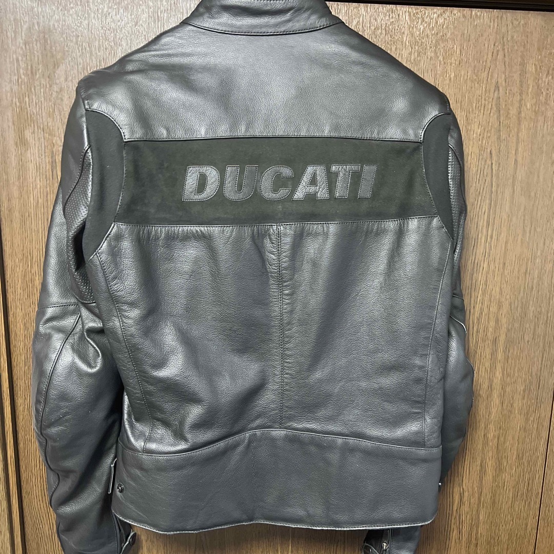 DUCATIレザーライダーズジャケット