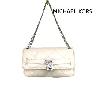 マイケルコース(Michael Kors)の匿名配送 マイケルコース レザー キルティング バッグ ホワイト チェーンバッグ(ショルダーバッグ)