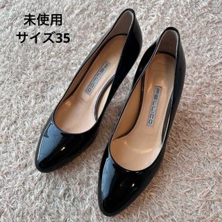 ペリーコ エナメルパンプスの通販 点   を買うならラクマ