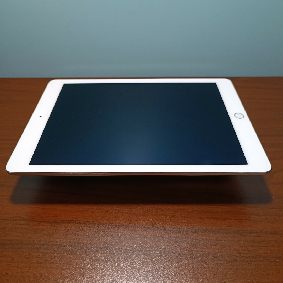 (美品) iPad Air2 第2世代 WiFi 64GB キーボード付き