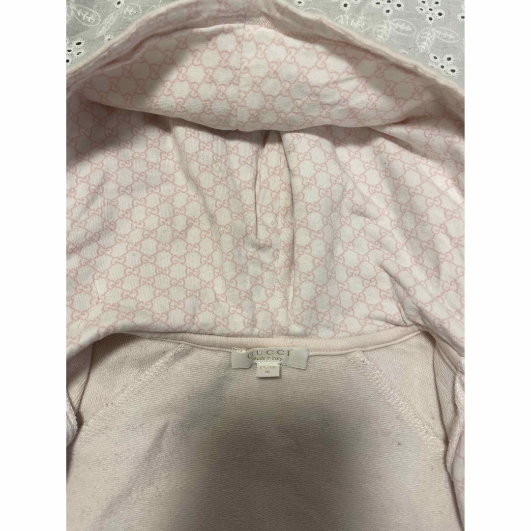 Gucci(グッチ)のGUCCI ベビーパーカー　 キッズ/ベビー/マタニティのベビー服(~85cm)(トレーナー)の商品写真