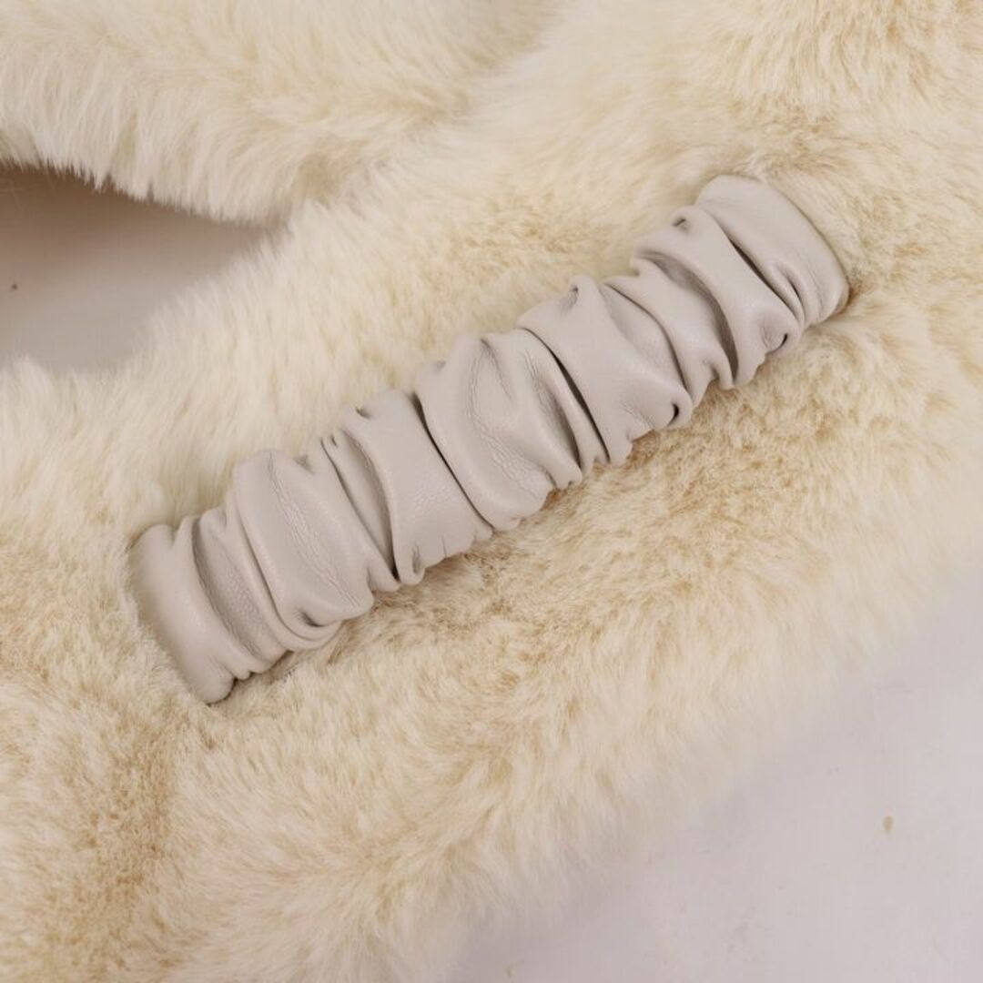 Furla(フルラ)のフルラ マフラー フェイクファー ティペット ブランド 小物 レディース ホワイト Furla レディースのファッション小物(マフラー/ショール)の商品写真