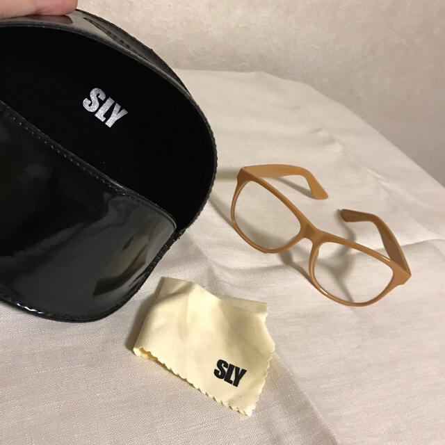 SLY(スライ)のSLY 伊達メガネ レディースのファッション小物(サングラス/メガネ)の商品写真