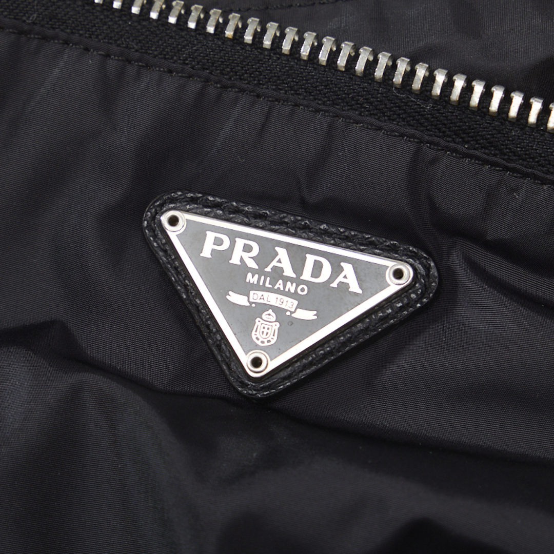 美品 プラダ 三角プレート ポーチ ナイロン レディース PRADA 【1-0116945】