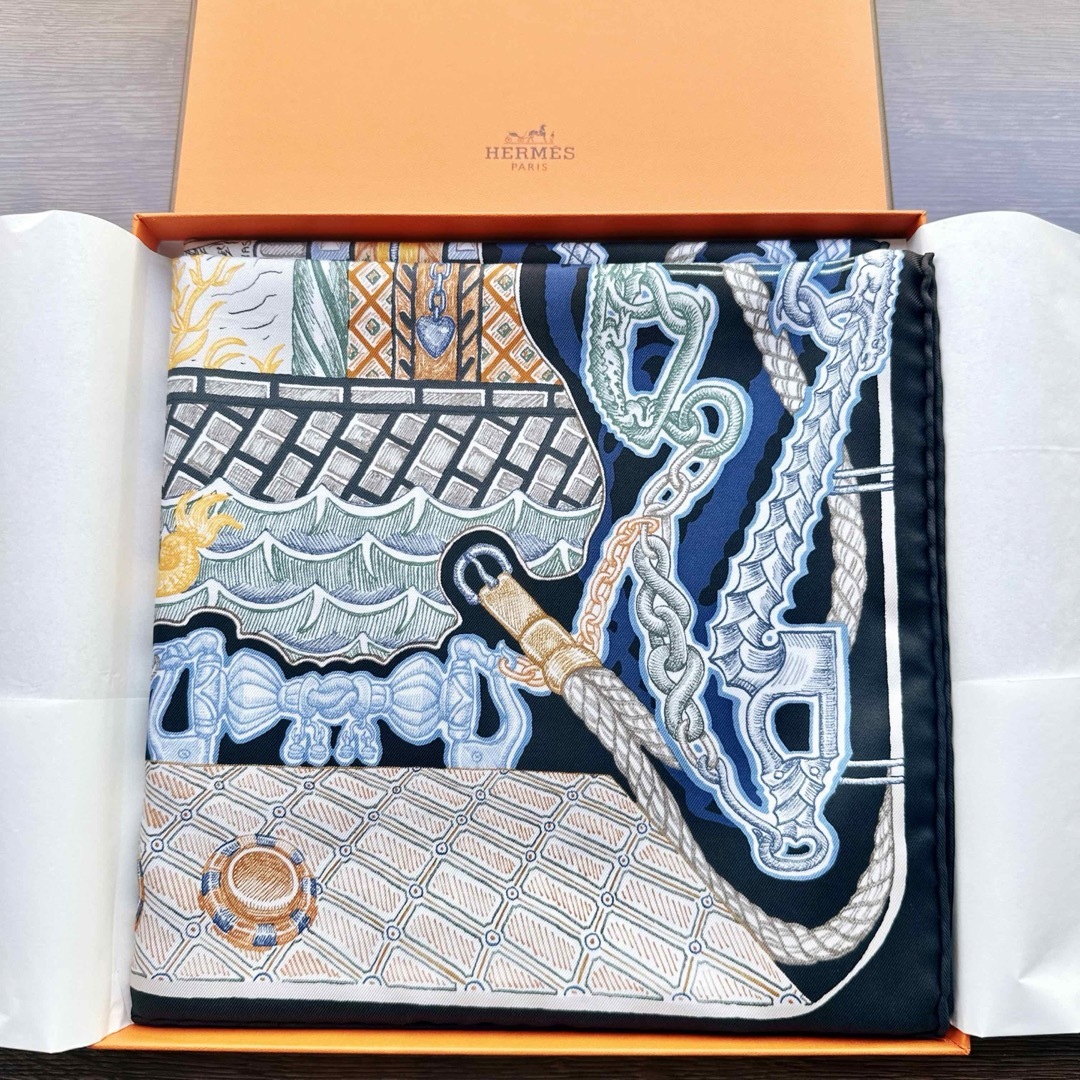 Hermes(エルメス)のエルメス Hermes 2023新作新品 カレ90《スーパー・シルク・クエスト》 レディースのファッション小物(バンダナ/スカーフ)の商品写真