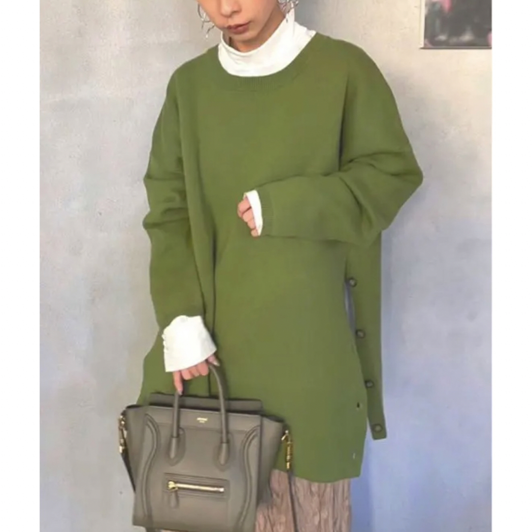 Ameri VINTAGE(アメリヴィンテージ)のAmeri Vintage SIDE DEEP SLIT KNIT グリーン レディースのトップス(ニット/セーター)の商品写真