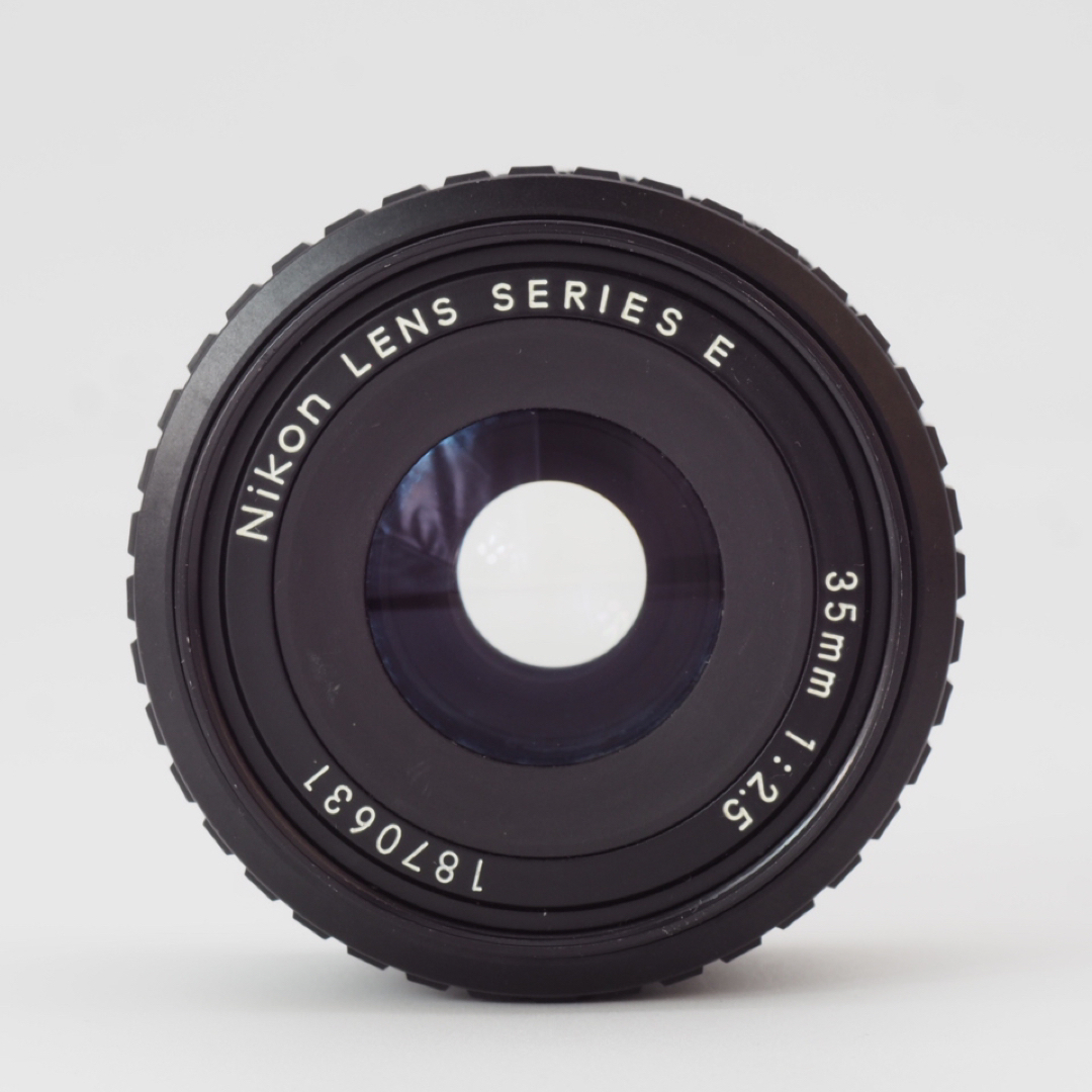Nikon(ニコン)のNikon ニコン Lens Series E 35mm F2.5 スマホ/家電/カメラのカメラ(レンズ(単焦点))の商品写真