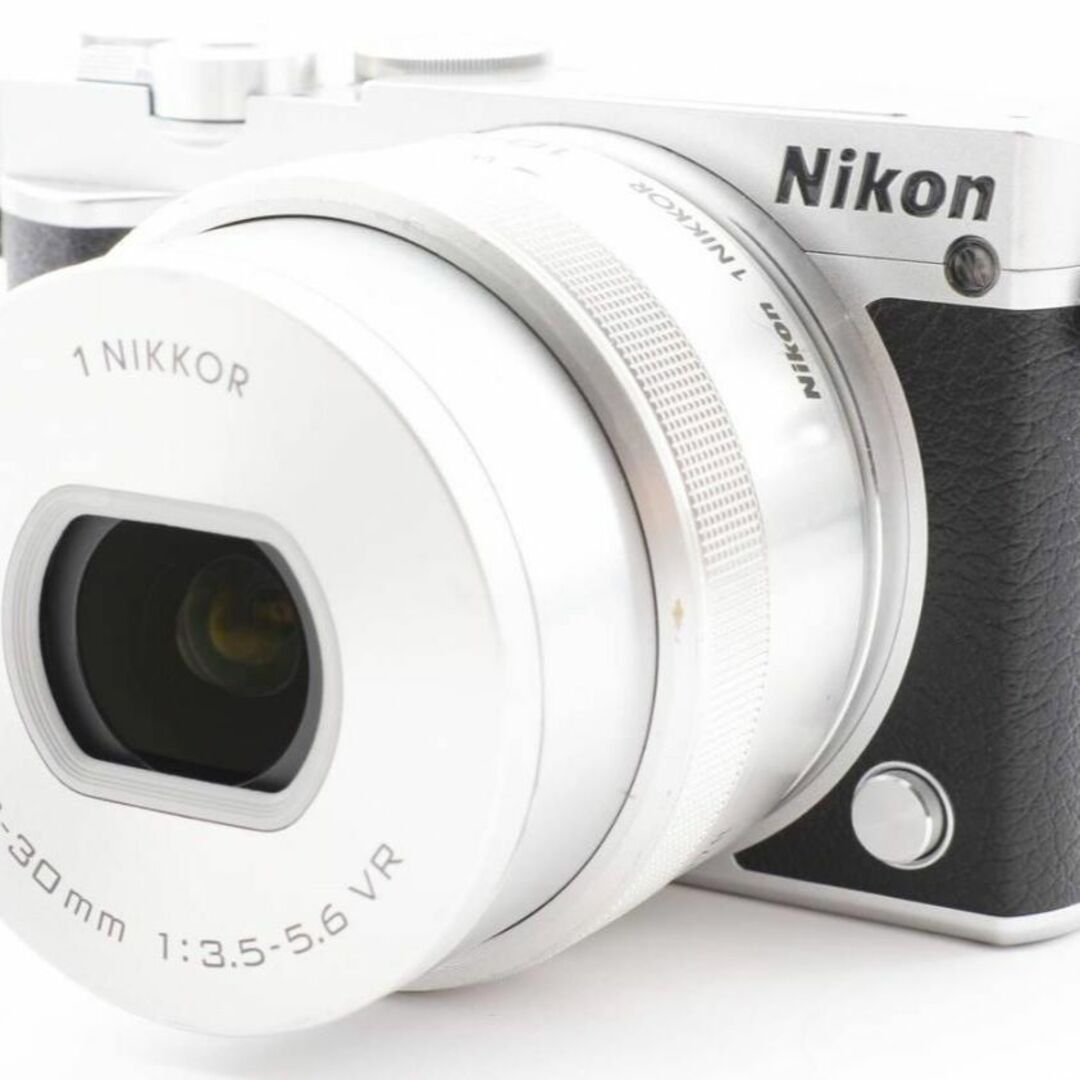 美品　ニコン　Nikon 1 J5 レンズキット