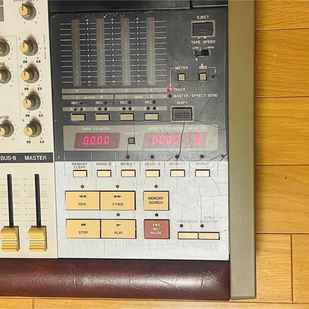 AKAI Professional MG614マルチトラックレコーダー ジャンクレコーディング/PA機器