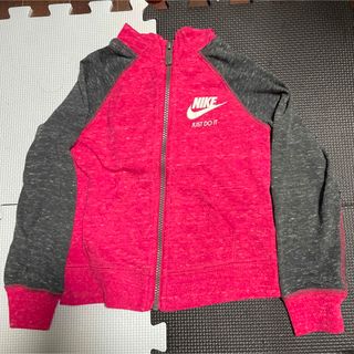 ナイキ(NIKE)のNIKE パーカー 110センチ(ジャケット/上着)