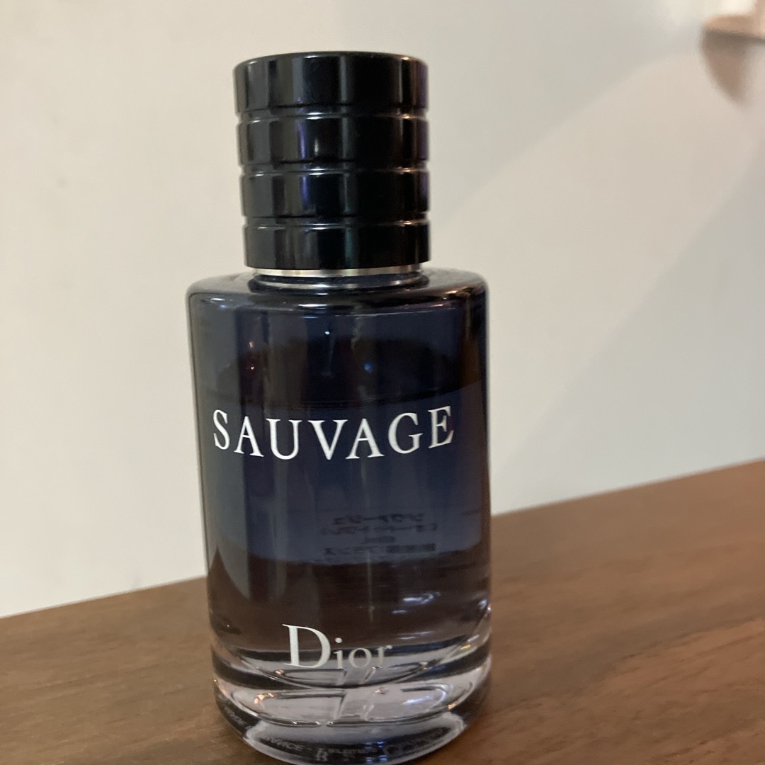 残量多 Dior SAUVAGE オードトワレ 60ml香水(男性用)