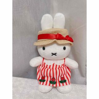 ミッフィー(miffy)の🩷miffy 🩷レア‼️大阪　梅田限定ミッフィーぬいぐるみ　ストライプドレス(ぬいぐるみ)