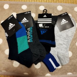 アディダス(adidas)のアディダス 4足 23〜25センチ(靴下/タイツ)