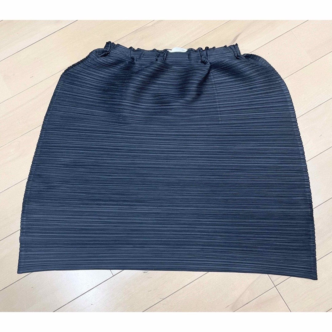 イッセイミヤケプリーツプリーズ　スカート　黒5サイズ