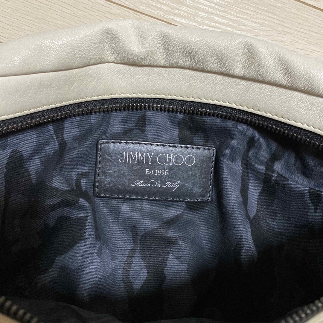 ジミーチュウJIMMY CHOOレザーボディバッグ白 ジミーチュウJIMMY CHOOレザーボディバッグ白