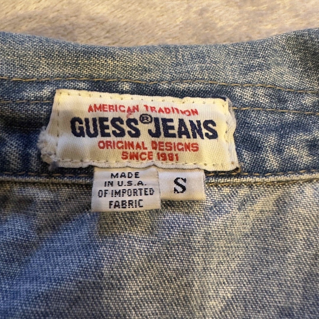 GUESS(ゲス)のGUESS JEANS ゲスジーンズ ゲス Gジャン デニムジャケット Sサイズ レディースのジャケット/アウター(Gジャン/デニムジャケット)の商品写真