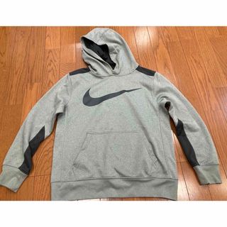 ナイキ(NIKE)のナイキ　NIKE パーカー　ジュニア　グレー 155 秋　冬(ジャケット/上着)