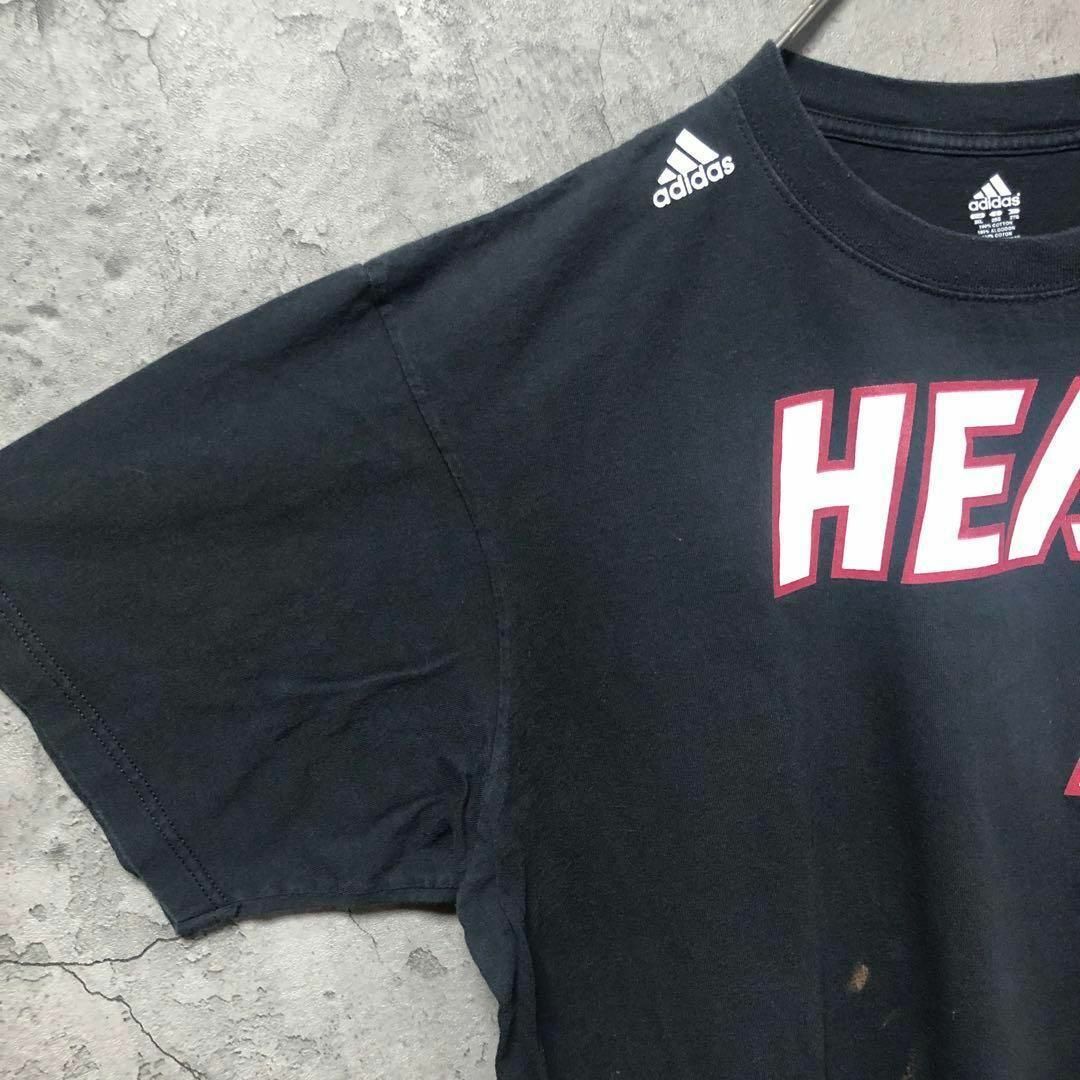 adidas(アディダス)の【adidas】2XLsize NBA プリントTシャツ US古着 バスケ メンズのトップス(Tシャツ/カットソー(半袖/袖なし))の商品写真