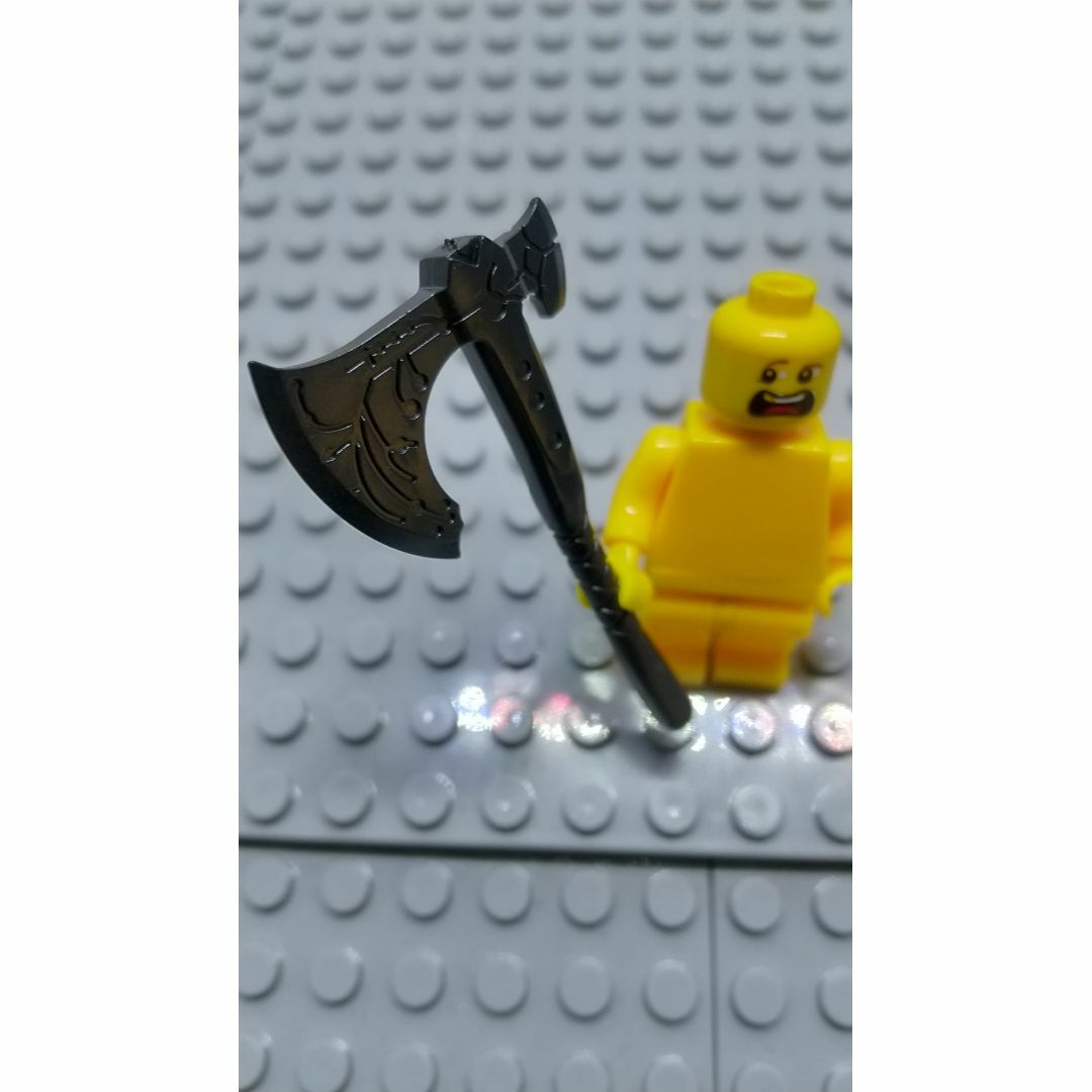 リヴァイアサン　両手斧　LEGO互換　レゴ武器　インテリア　モンハン　ハロウィン エンタメ/ホビーのフィギュア(SF/ファンタジー/ホラー)の商品写真